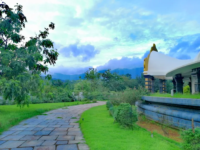 Ashram Gardens